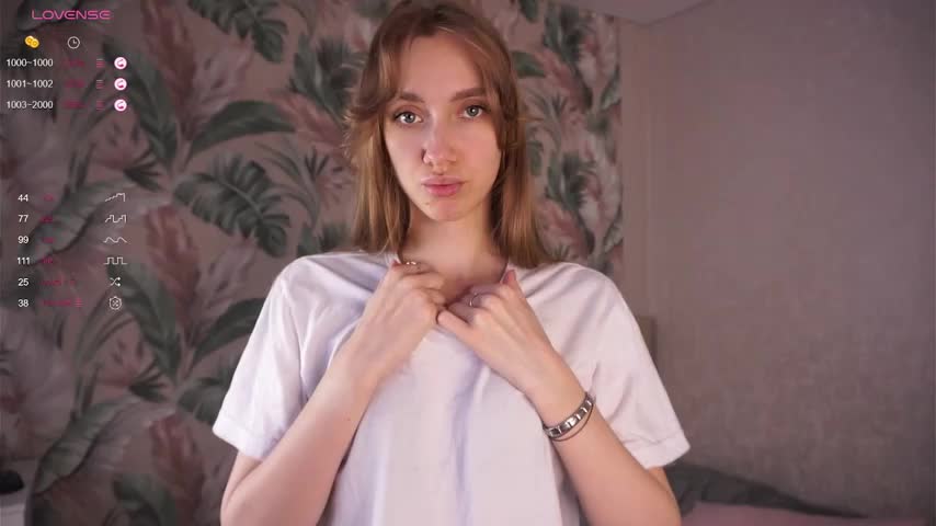 ElwineHigginson Cam Show Recorded 2025-04-23