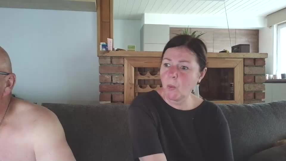 Sanroom Cam Show Recorded 2025-04-23