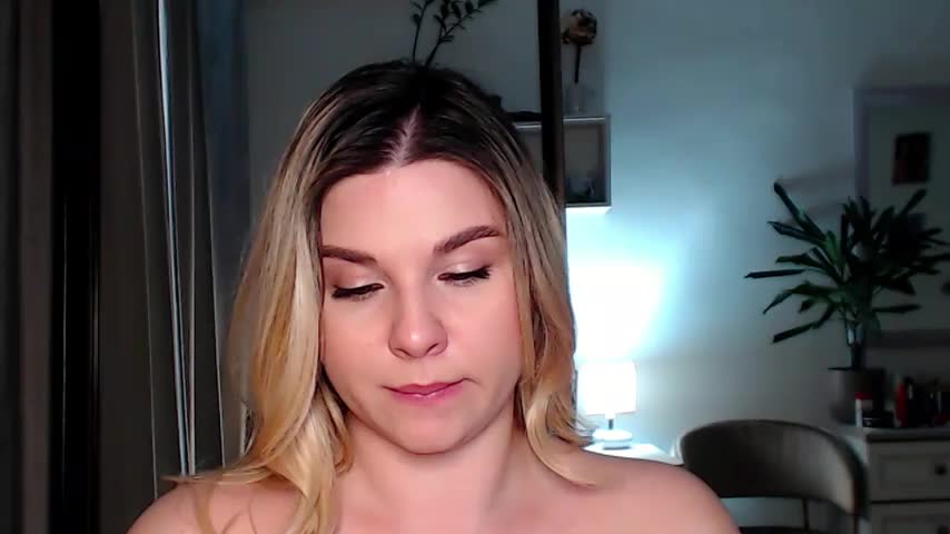 MiaMurMur Cam Show Recorded 2025-04-23
