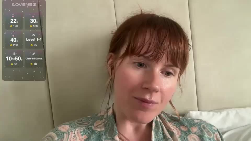 Red_head_rosie_69 Cam Show Recorded 2025-04-23