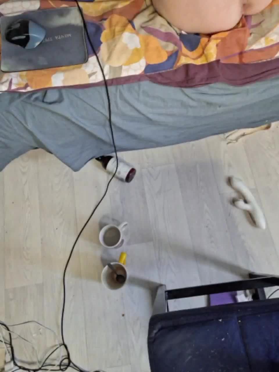 -scyrim- Cam Show Recorded 2025-04-23