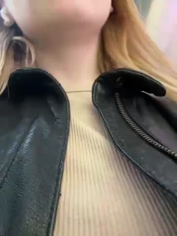 Elegant_babe Cam Show Recorded 2025-04-23