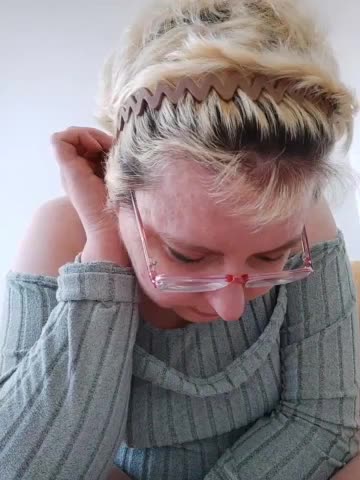 LeonaSplash Cam Show Recorded 2025-04-24