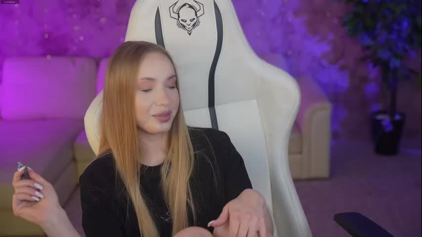 Bright_diamonds_054 Cam Show Recorded 2025-04-24