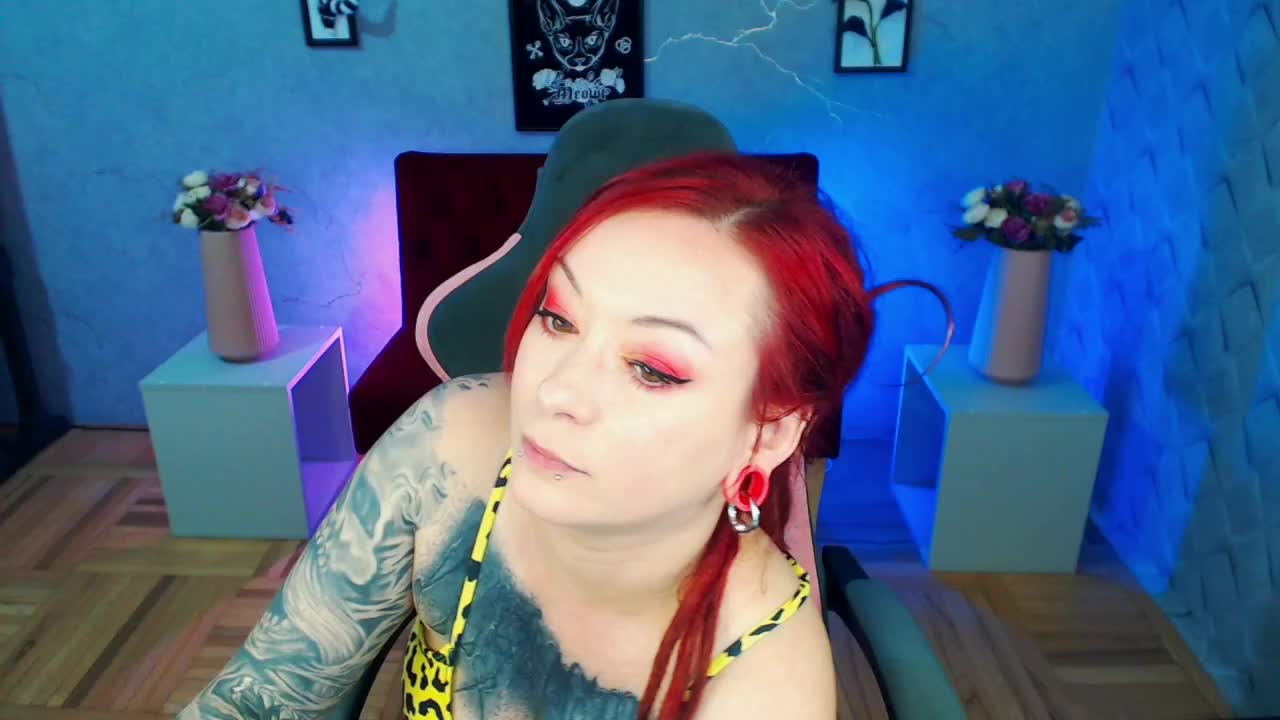 Yolandi Cam Show Recorded 2025-04-24