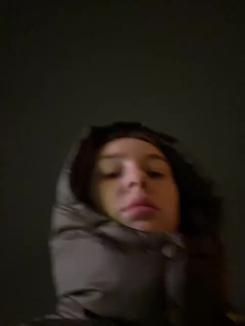 Nestyzz Cam Show Recorded 2025-04-24