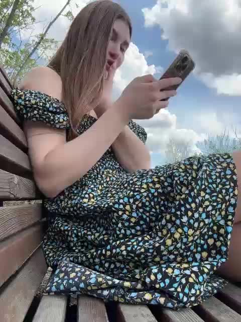 -EmilyBaby- Cam Show Recorded 2025-04-24