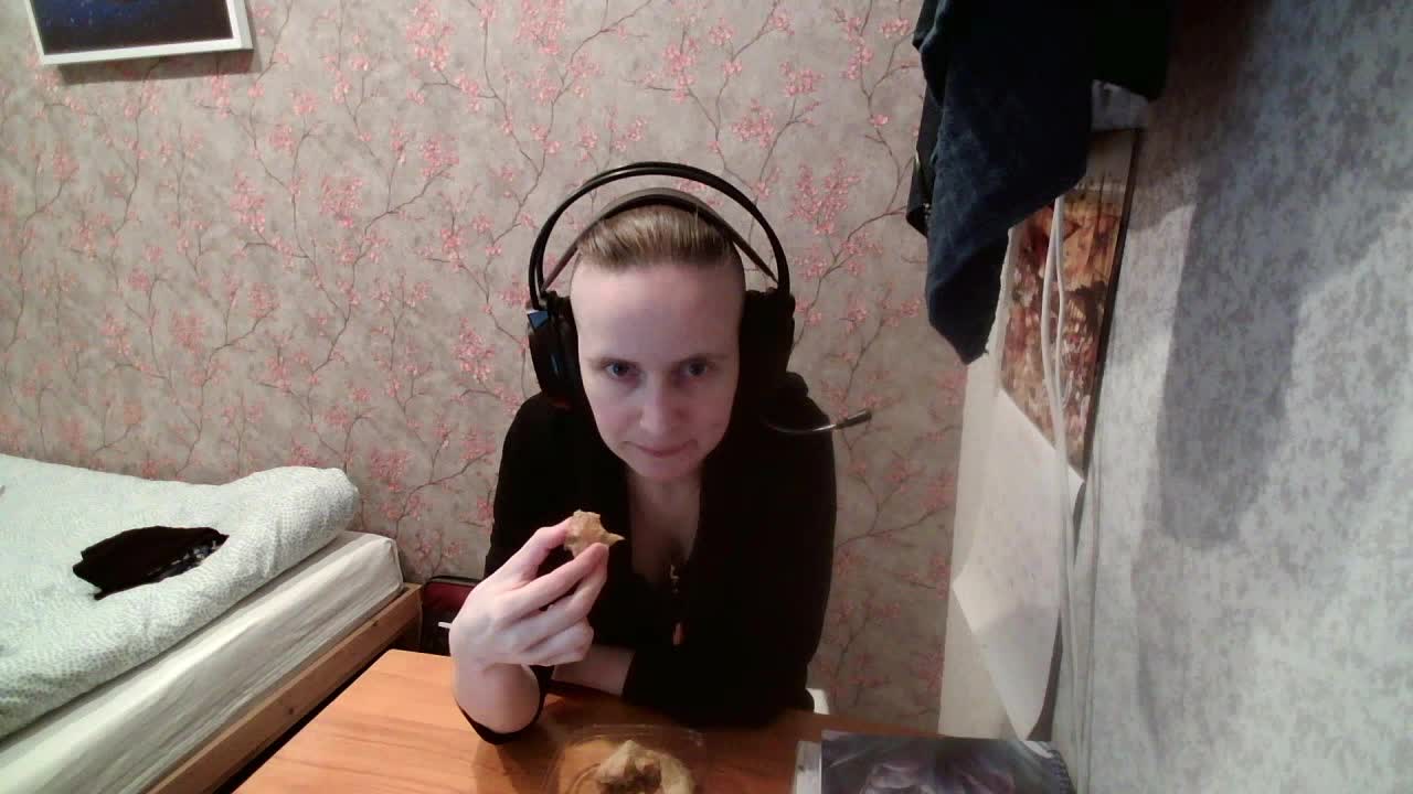 Magretta_Dering Cam Show Recorded 2025-04-24