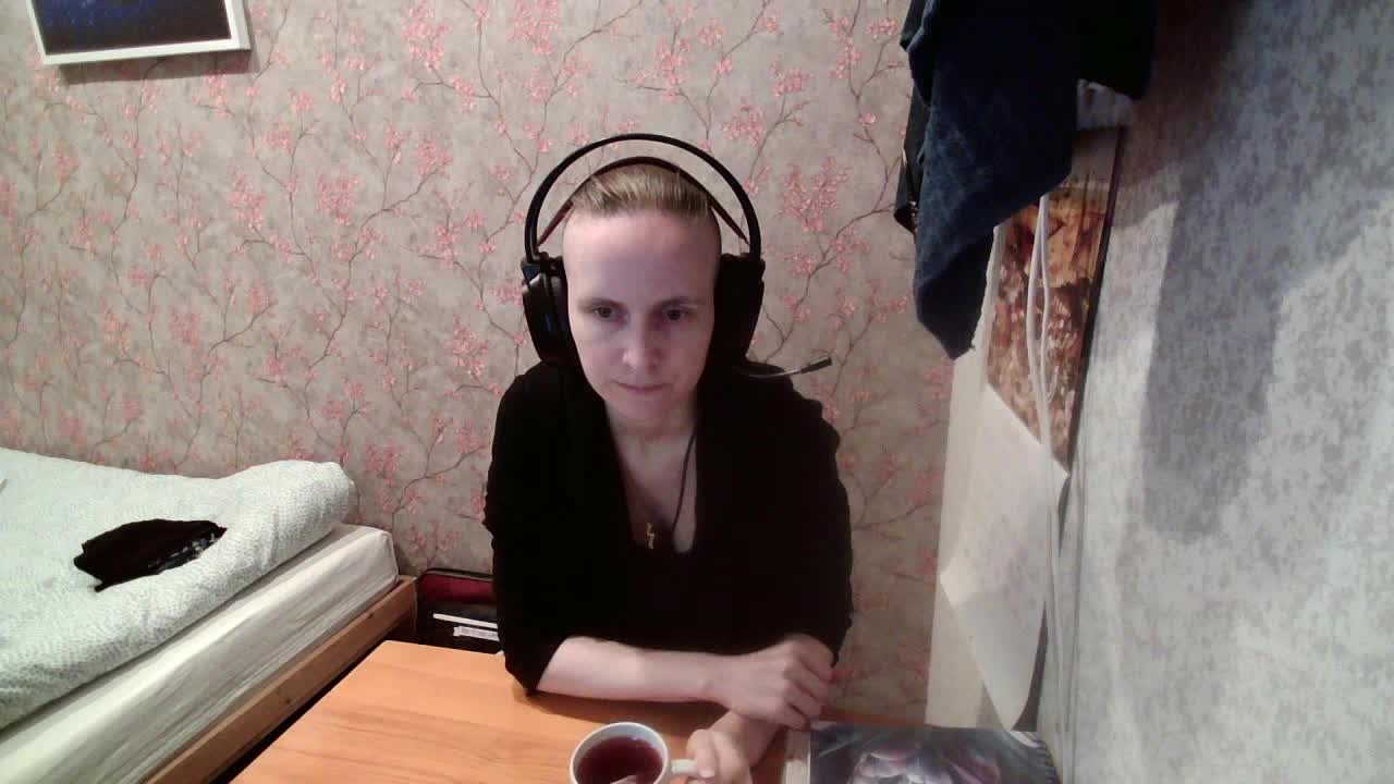 Magretta_Dering Cam Show Recorded 2025-04-24