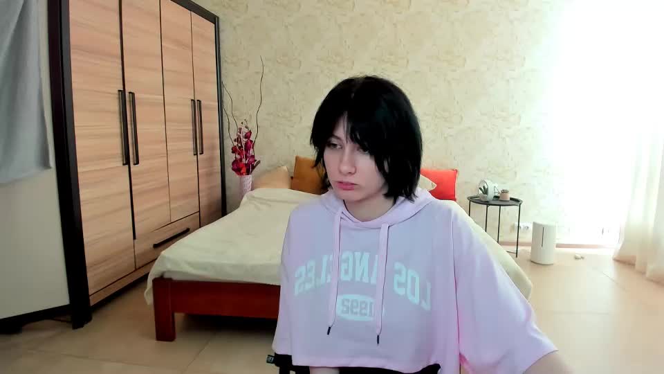 Julissweet Cam Show Recorded 2025-04-24