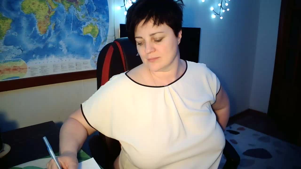 -alenyshka- Cam Show Recorded 2025-04-24