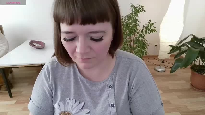 LizaMilfa Cam Show Recorded 2025-04-24