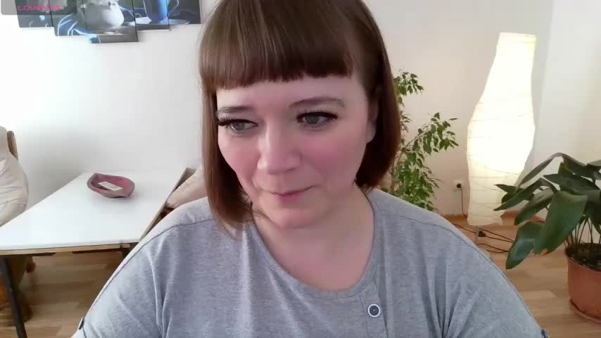 LizaMilfa Cam Show Recorded 2025-04-24
