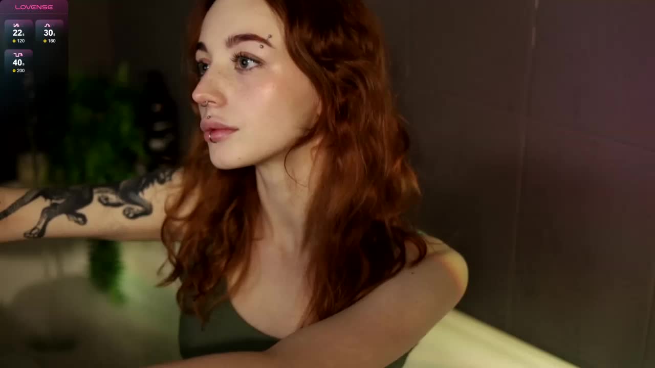 Red-Purity Cam Show Recorded 2025-04-24