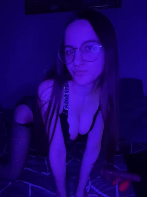Sweet-kiss22 Cam Show Recorded 2025-04-24
