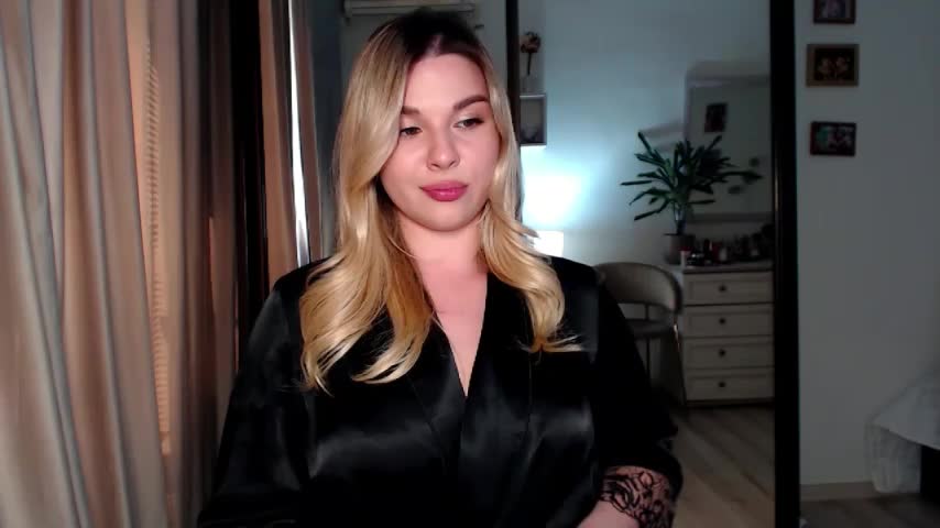 MiaMurMur Cam Show Recorded 2025-04-25