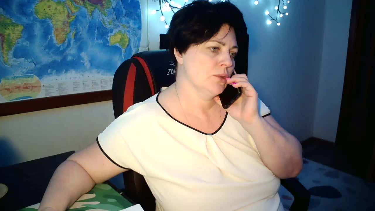 -alenyshka- Cam Show Recorded 2025-04-25