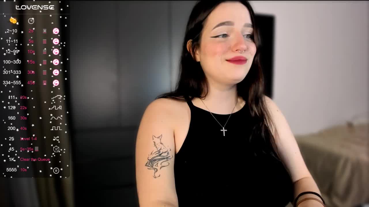 Latisha Cam Show Recorded 2025-04-25