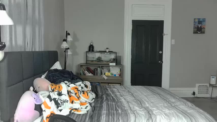 Elliewgfs Cam Show Recorded 2025-04-25