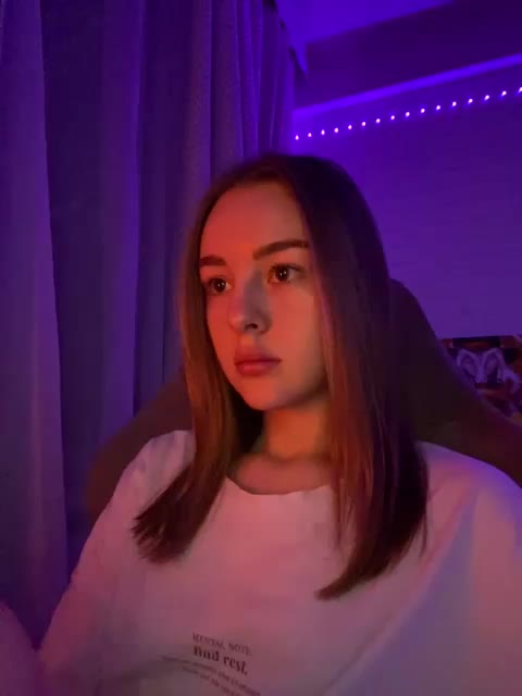 Nestyzz Cam Show Recorded 2025-04-25