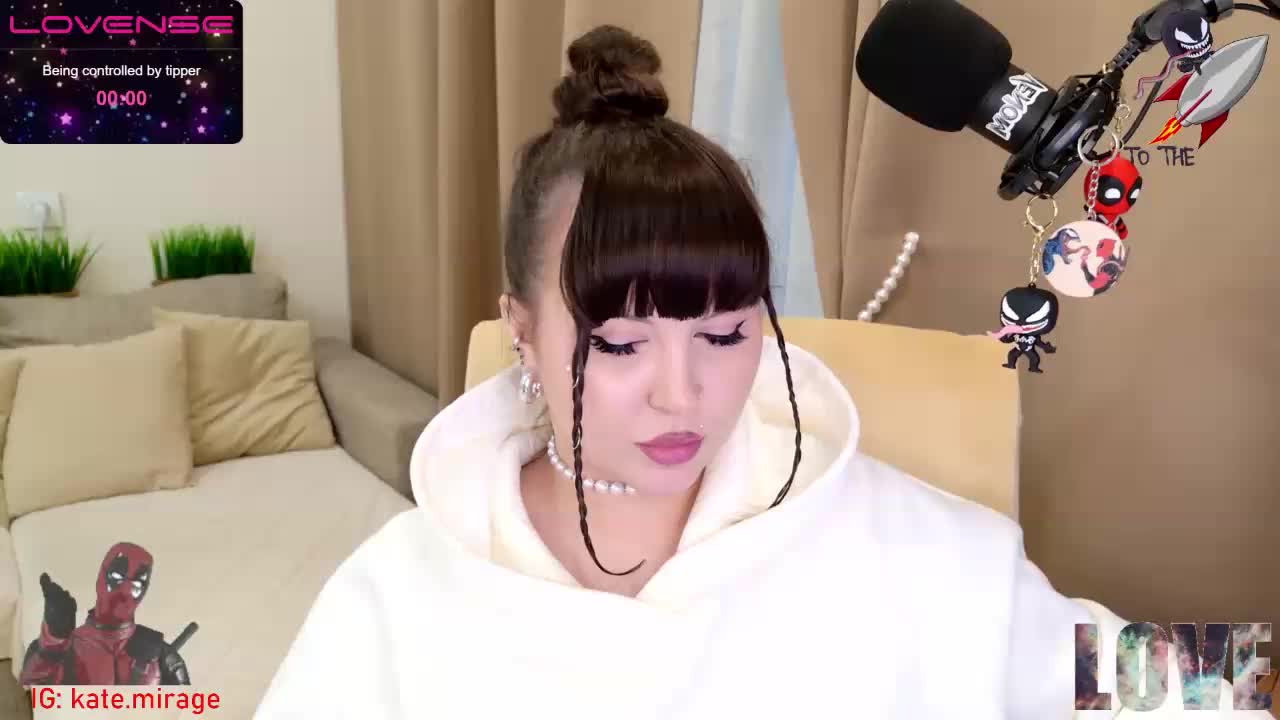 Kate-Desire Cam Show Recorded 2025-04-25