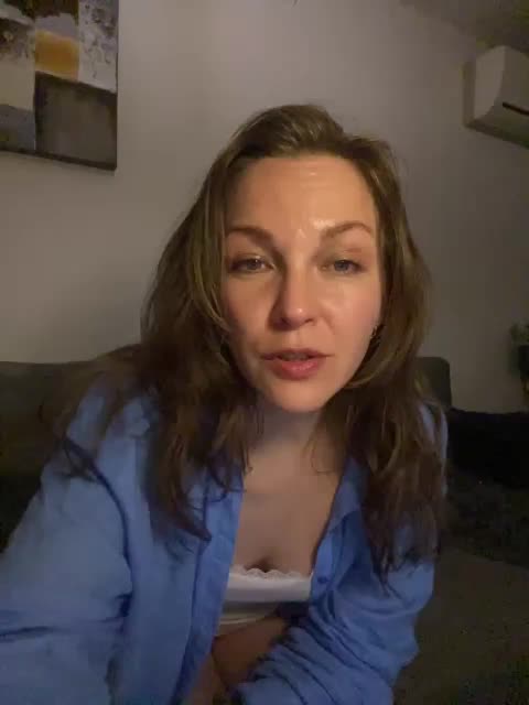 Alisasqrl Cam Show Recorded 2025-04-25