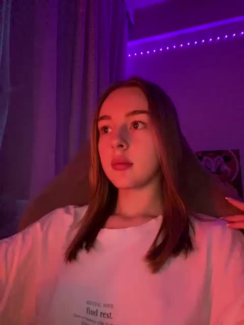 Nestyzz Cam Show Recorded 2025-04-25