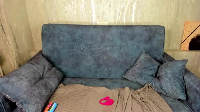Niktoria_Shy Cam Show Recorded 2025-04-25