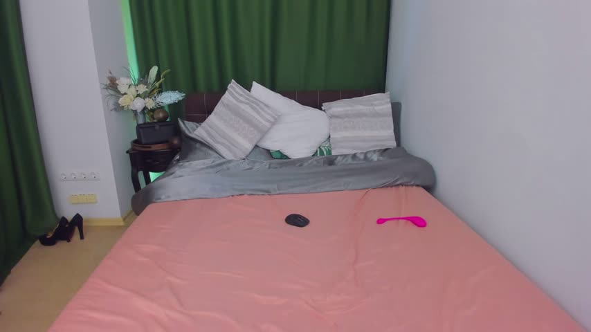EmmaOlsen4u Cam Show Recorded 2025-04-25