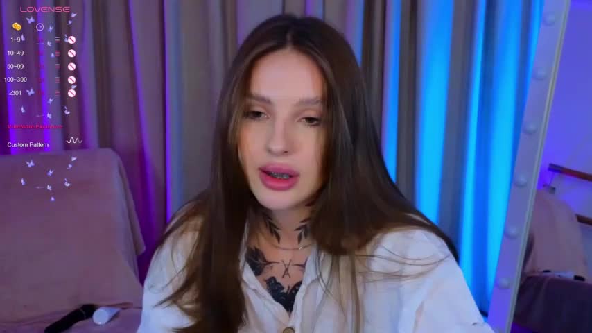 Mia_chill Cam Show Recorded 2025-04-25