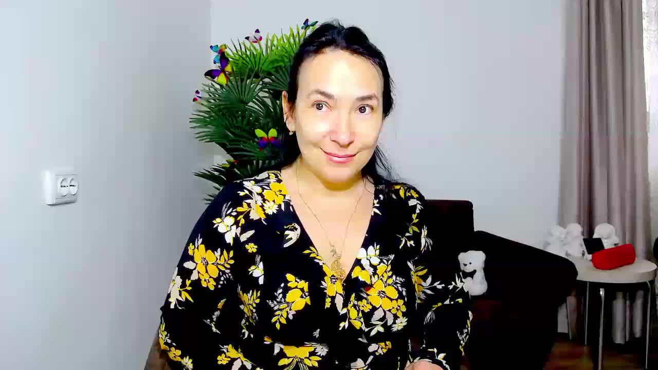 LesoleiLika Cam Show Recorded 2025-04-25