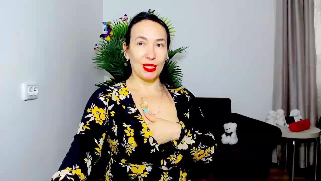 LesoleiLika Cam Show Recorded 2025-04-25