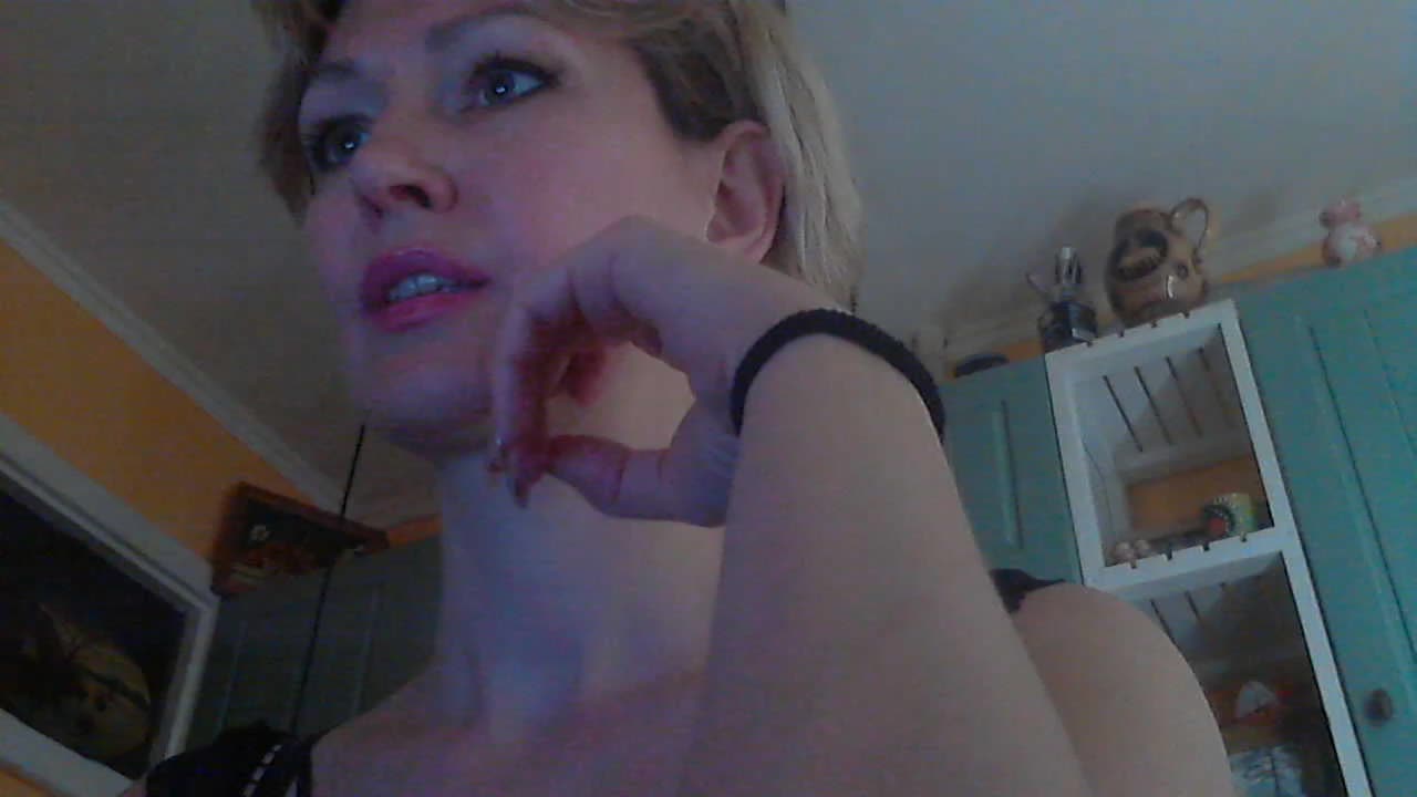 RedEmemdems Cam Show Recorded 2025-04-25