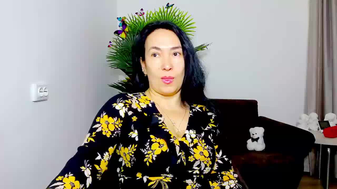 LesoleiLika Cam Show Recorded 2025-04-26