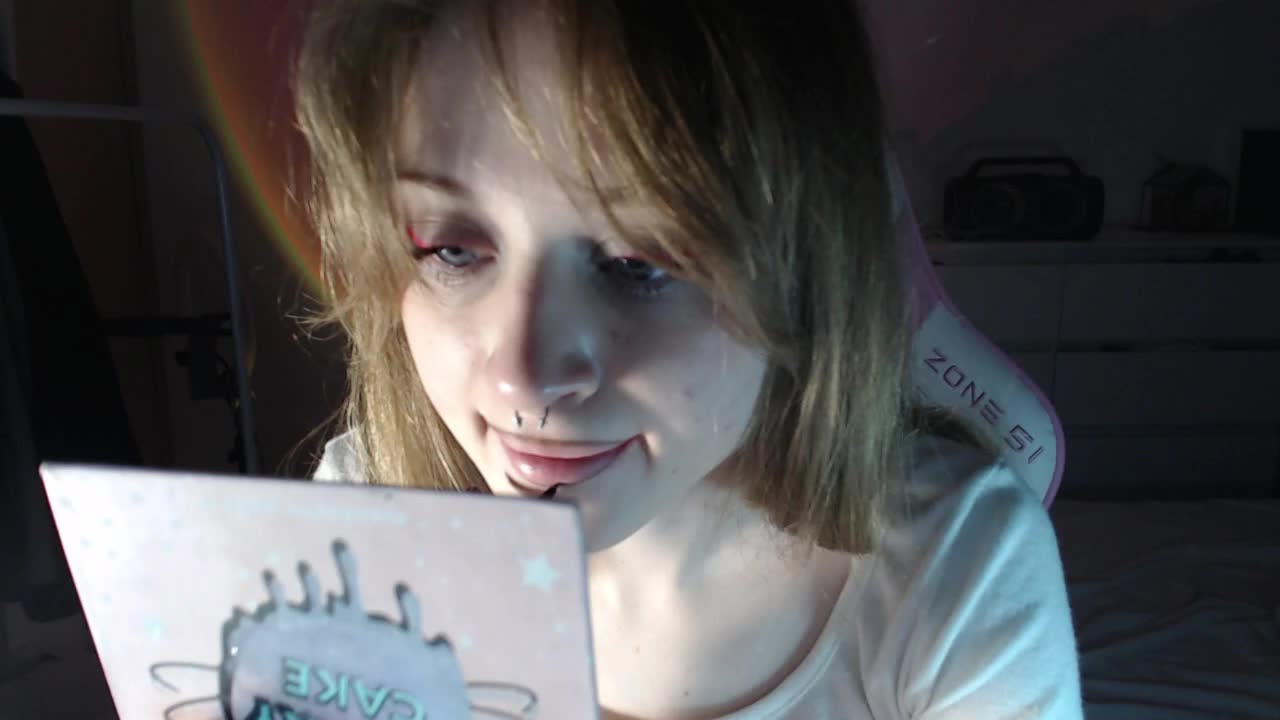 Mnepohuyy Cam Show Recorded 2025-04-26