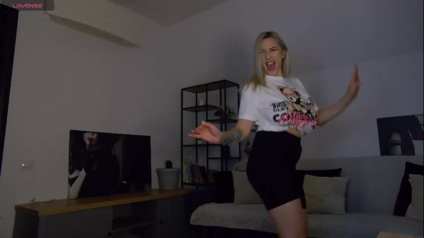 Allayah Cam Show Recorded 2025-04-26
