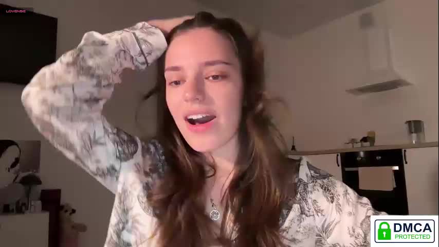 Suzyjames Cam Show Recorded 2025-04-26