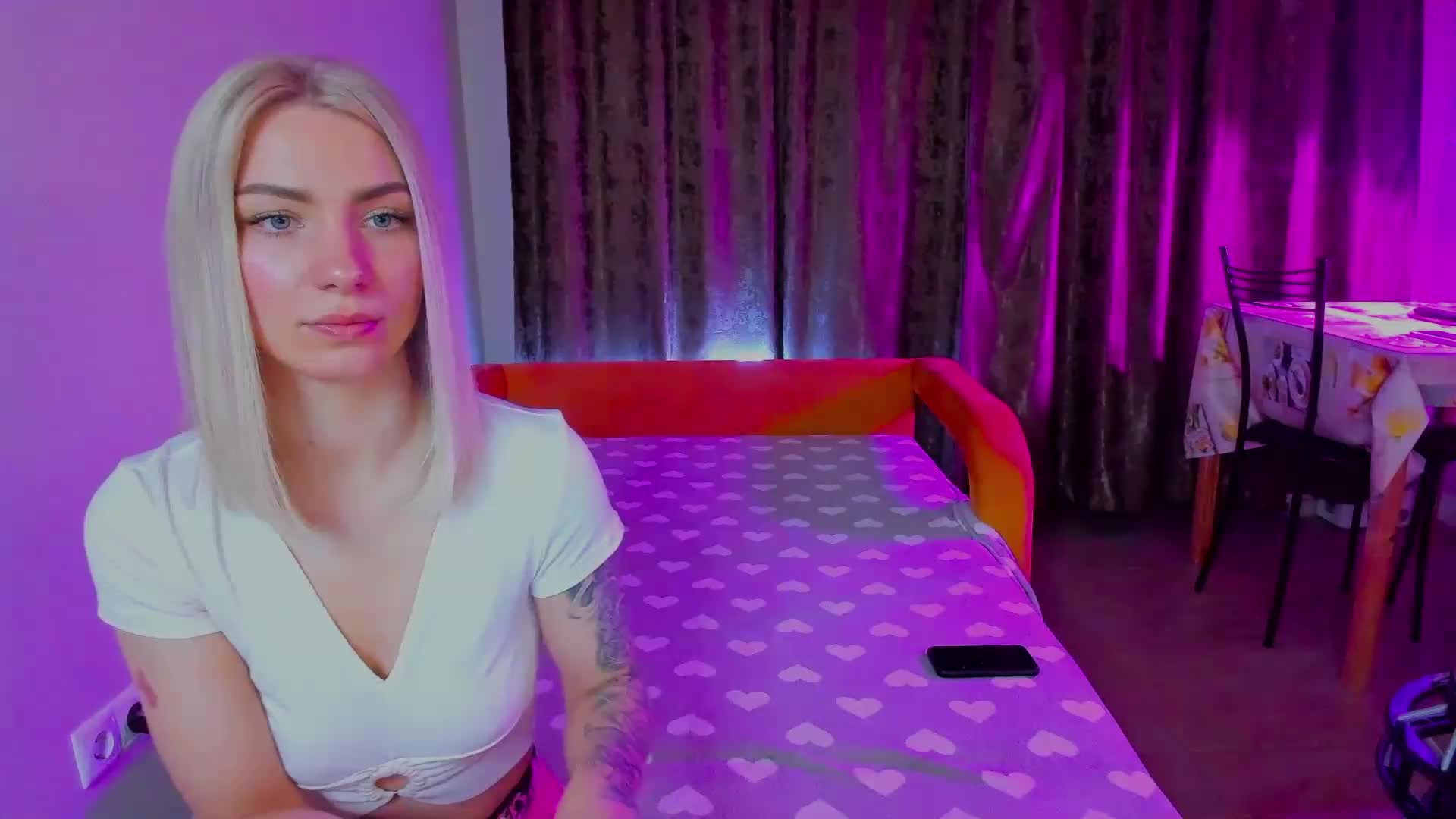 HulkLisandra Cam Show Recorded 2025-04-26