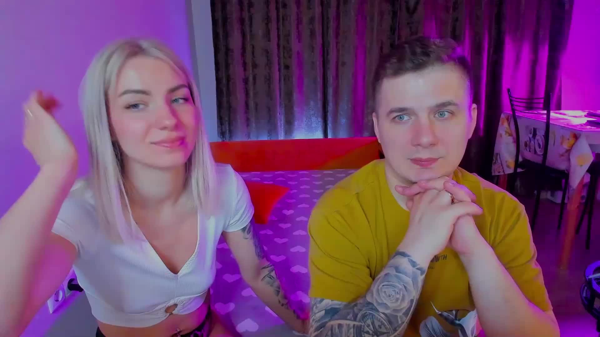 HulkLisandra Cam Show Recorded 2025-04-26