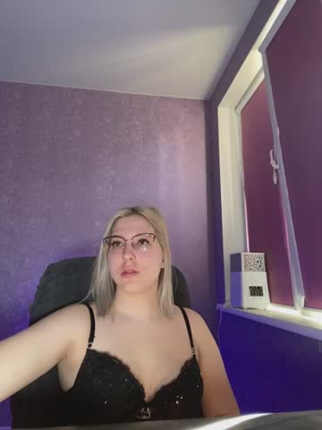 HotBrandyX Cam Show Recorded 2025-04-26