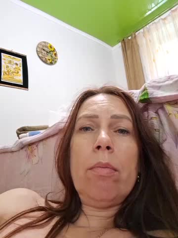 BlueHOT-MILf Cam Show Recorded 2025-04-27
