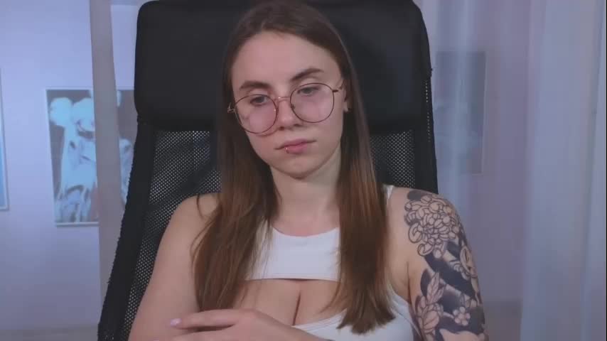 _lovelylove_ Cam Show Recorded 2025-04-27
