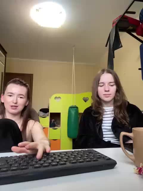 Sexygirlsem Cam Show Recorded 2025-04-27