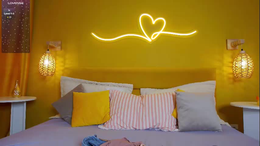 Lessysweety Cam Show Recorded 2025-04-27