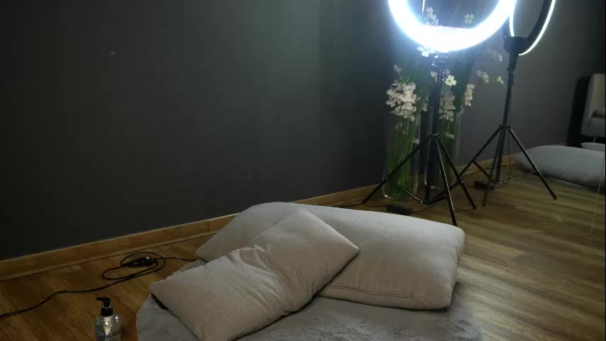 Alexxiskye Cam Show Recorded 2025-04-27