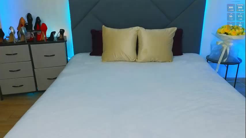 Kira_sexxx Cam Show Recorded 2025-04-27