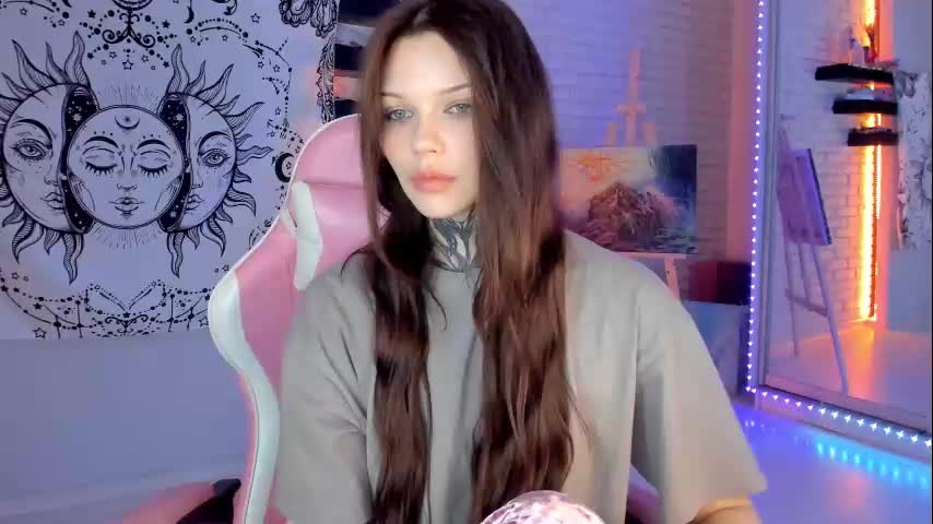 Uwu_eva Cam Show Recorded 2025-04-28