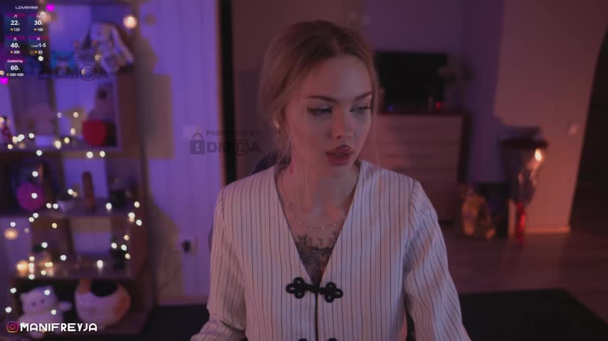 ManiFreyja Cam Show Recorded 2025-04-28