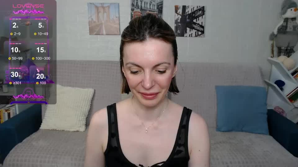 Kiramartins_cat Cam Show Recorded 2025-04-28