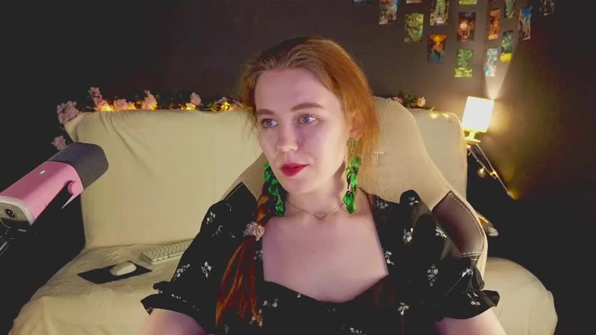 Kwinela Cam Show Recorded 2025-04-28